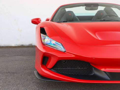 Certified 2022 Ferrari F8 Tributo RWD image 43