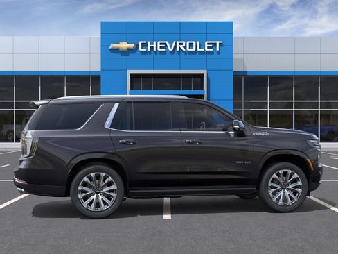 New 2026 Chevrolet Tahoe High Country AWD/4WD image 7
