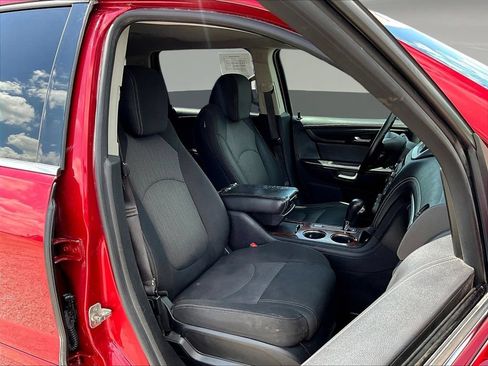 Used 2013 Chevrolet Traverse LT w/ All-Star Edition FWD image 32