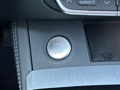 Used 2024 Audi Q5 e Prestige image 30