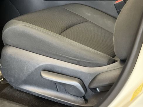 Used 2024 Toyota RAV4 LE AWD/4WD image 13
