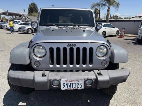 Used 2014 Jeep Wrangler Unlimited Sport w/ Connectivity Group AWD/4WD image 5