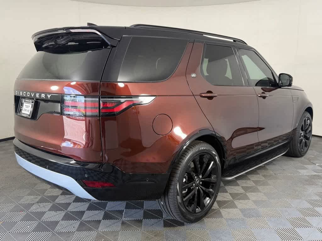 New 2026 Land Rover Discovery Limited Edition AWD/4WD image 8