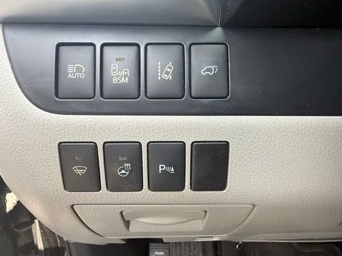 Used 2015 Toyota Highlander Limited Platinum AWD/4WD image 7