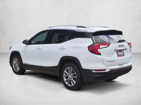 Used 2022 GMC Terrain SLT FWD image 8