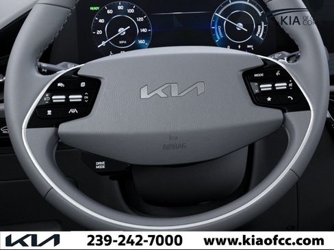 New 2026 Kia Niro Wind FWD image 22