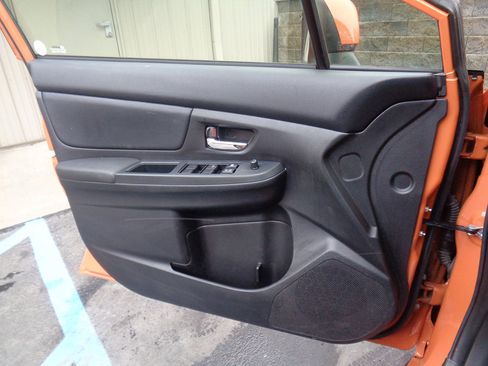 Used 2014 Subaru Crosstrek 2.0i Limited image 20