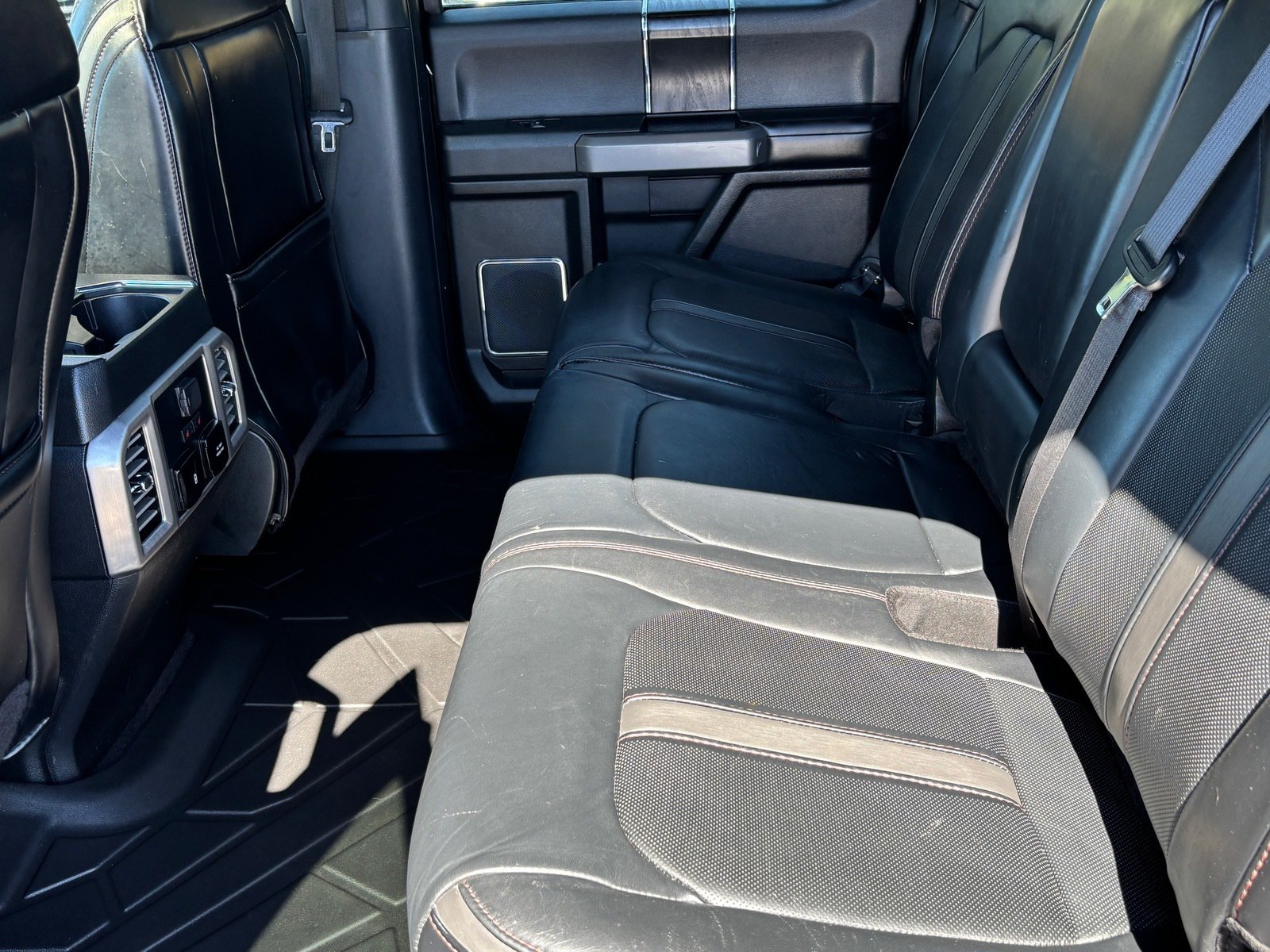 Used 2019 Ford F150 Platinum AWD/4WD image 28