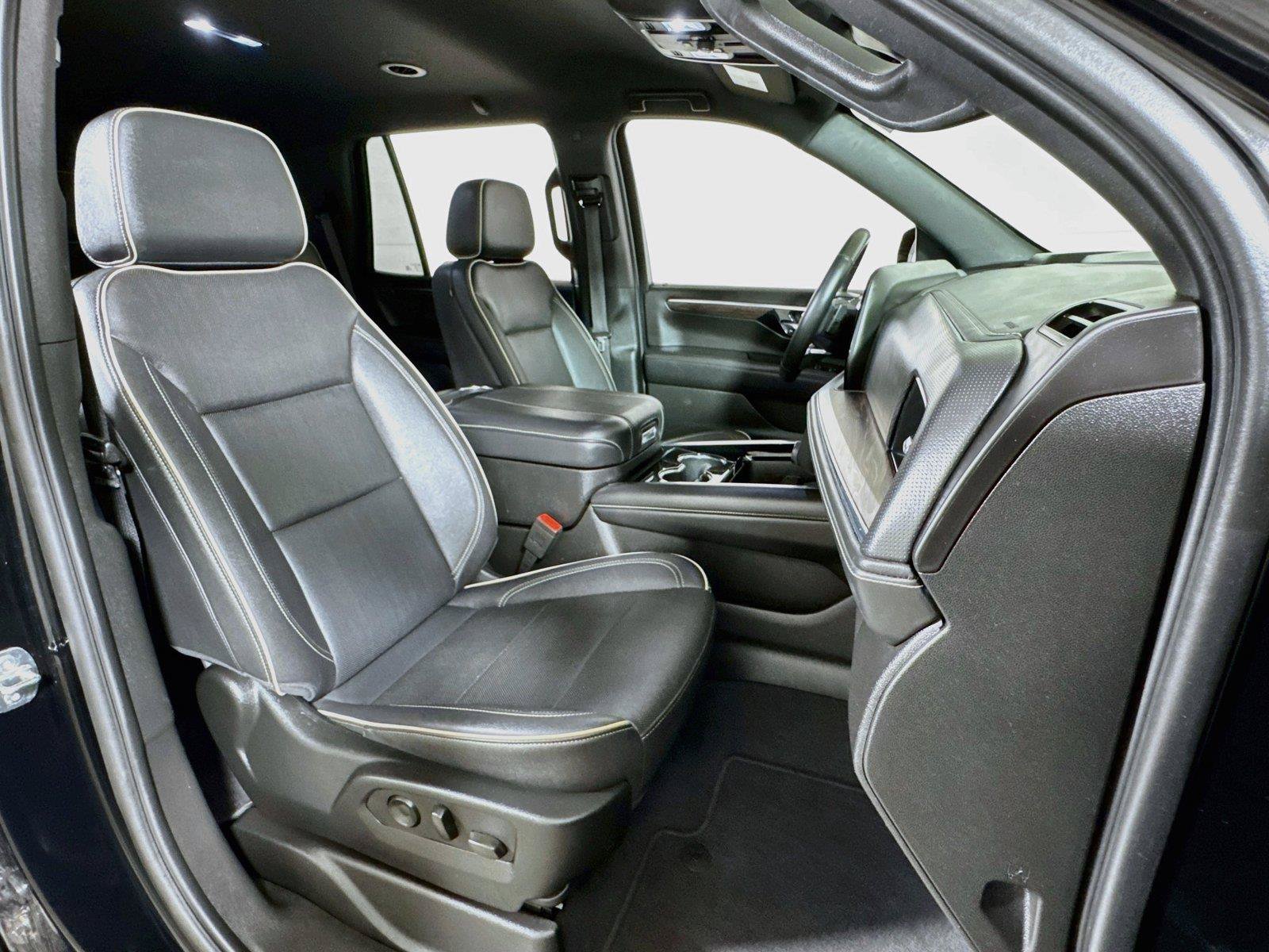 Certified 2025 Chevrolet Tahoe Premier AWD/4WD image 28