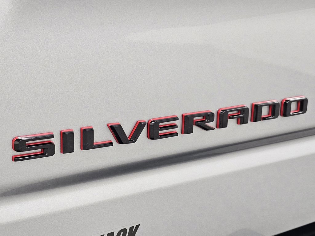 Used 2023 Chevrolet Silverado 1500 RST w/ Redline Edition AWD/4WD image 32