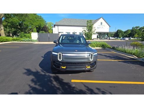 Used 2025 Rivian R1T Adventure AWD/4WD image 4