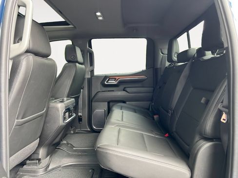 Used 2023 GMC Sierra 1500 Denali w/ Denali Reserve Package AWD/4WD image 13