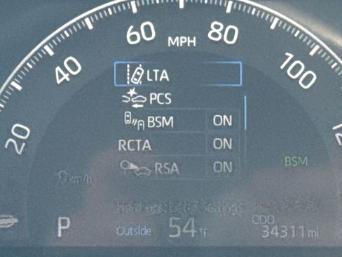 Used 2024 Toyota RAV4 XLE image 18