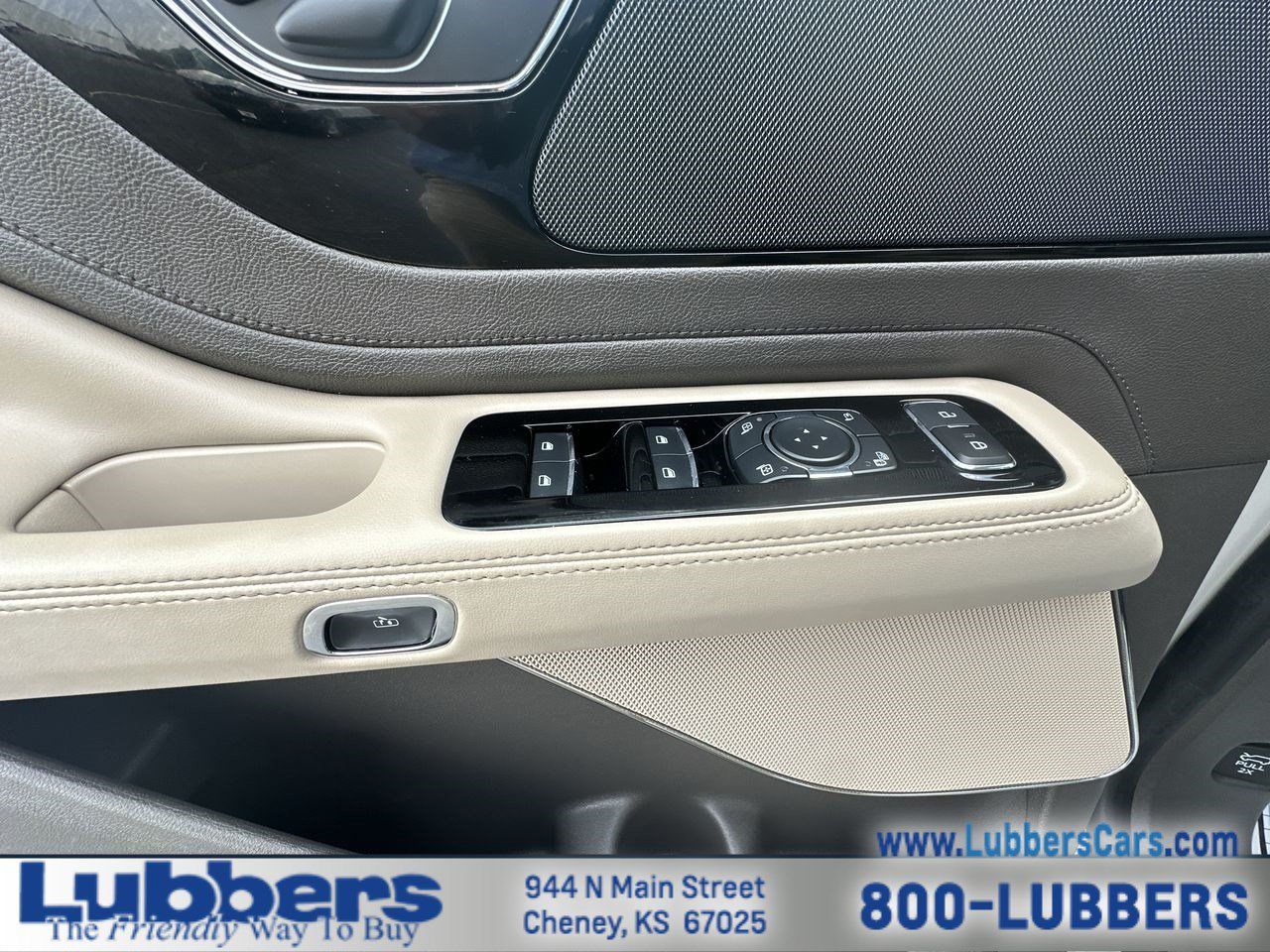 Used 2023 Lincoln Aviator 2WD w/ Premium Package image 13
