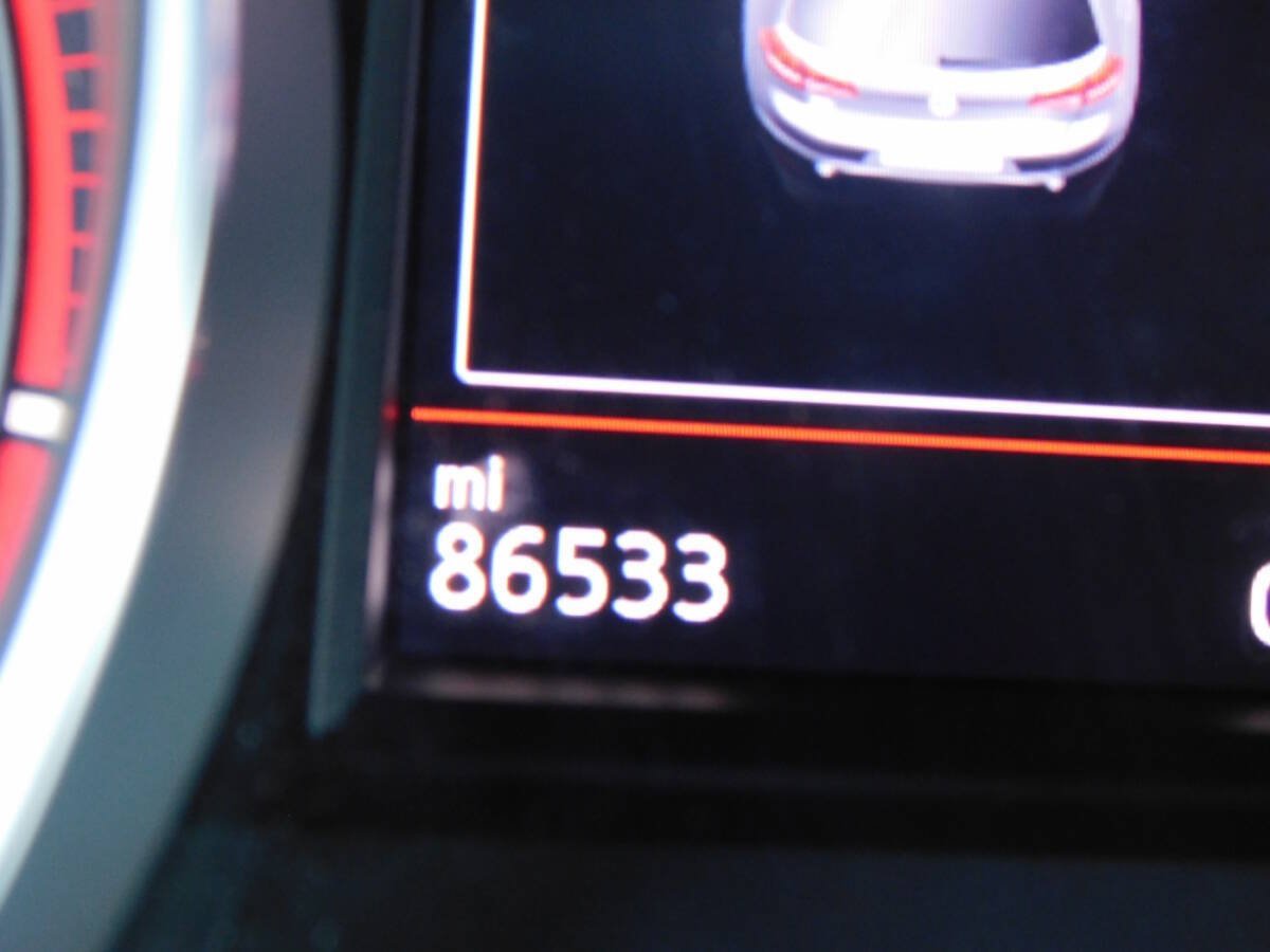 Used 2015 Volkswagen GTI SE FWD image 9