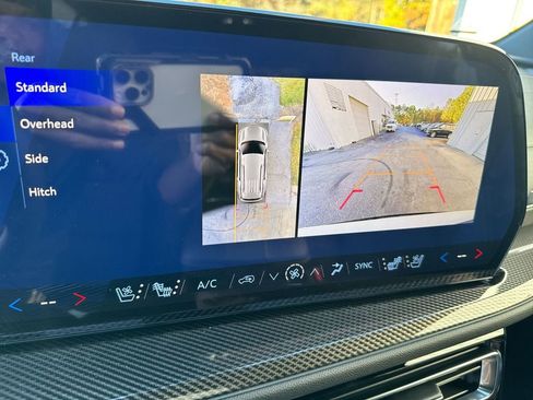 New 2026 Chevrolet Traverse High Country image 28