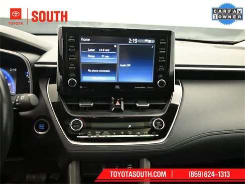 Used 2022 Toyota Corolla Cross XLE image 18