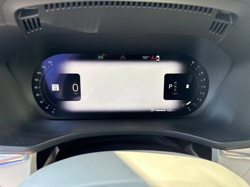 Used 2023 Volvo XC60 B5 Plus w/ Protection Package Premier FWD image 31