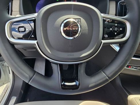 New 2026 Volvo XC90 T8 Plus w/ Protection Package Premier AWD/4WD image 23