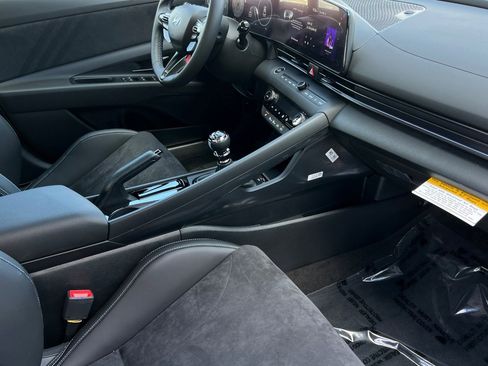 New 2025 Hyundai Elantra N image 16