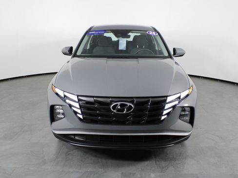 Certified 2024 Hyundai Tucson SE image 12