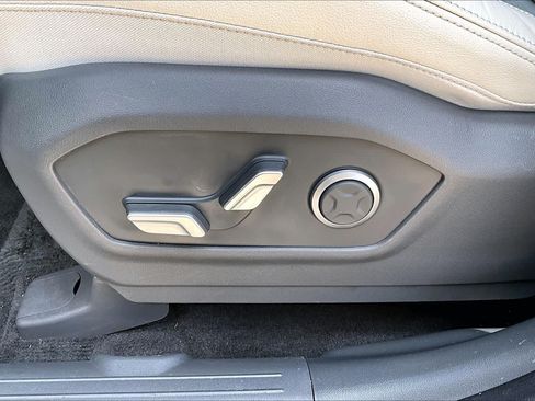 Certified 2024 Hyundai Santa Fe Limited FWD image 32