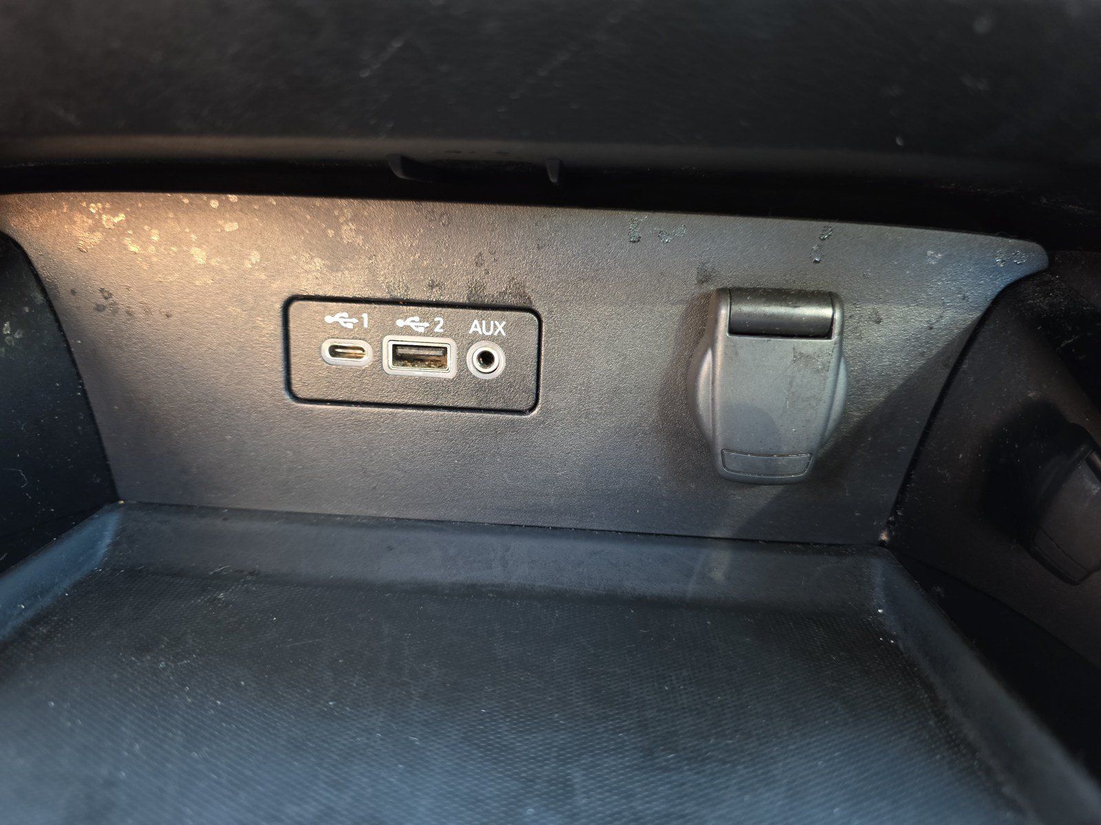 Used 2024 Nissan Altima 2.5 SV FWD image 25