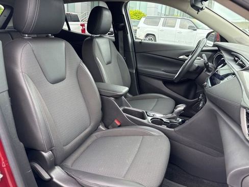 Used 2023 Buick Encore GX Preferred w/ Cold Weather Comfort Package AWD/4WD image 27