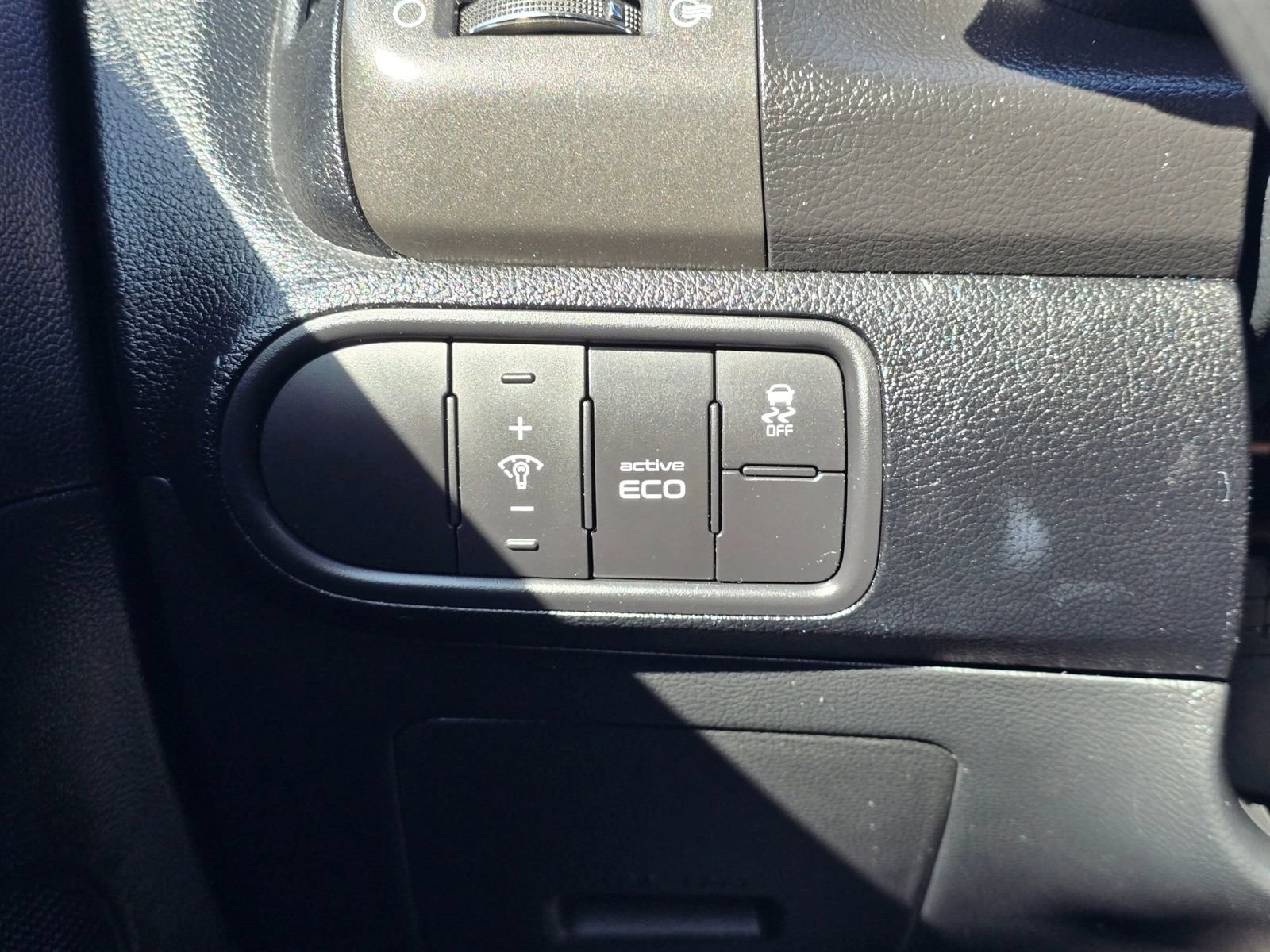 Used 2016 Kia Forte LX FWD image 26