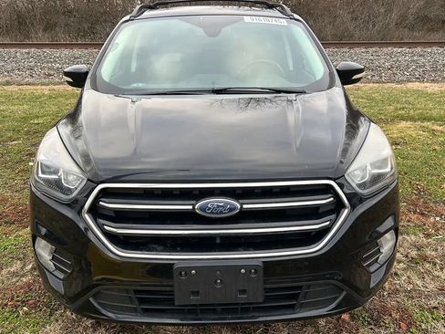 Used 2017 Ford Escape Titanium w/ Canadian Touring Package FWD image 2