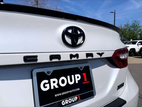 Used 2020 Toyota Camry XSE image 29