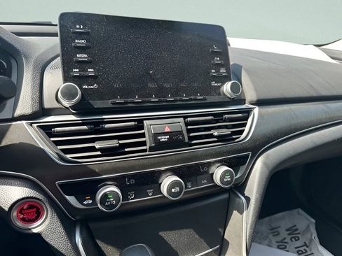 Used 2019 Honda Accord LX image 18