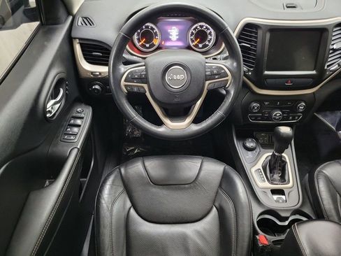 Used 2015 Jeep Cherokee Limited w/ Luxury Group image 12