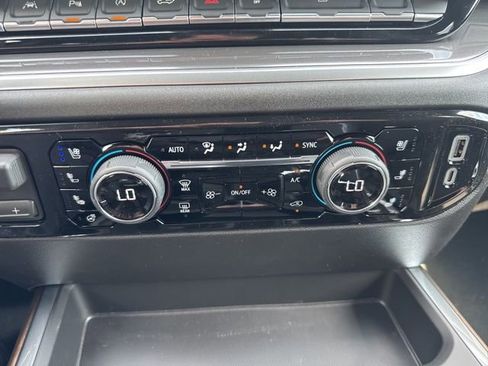 New 2026 Chevrolet Silverado 1500 High Country AWD/4WD image 10