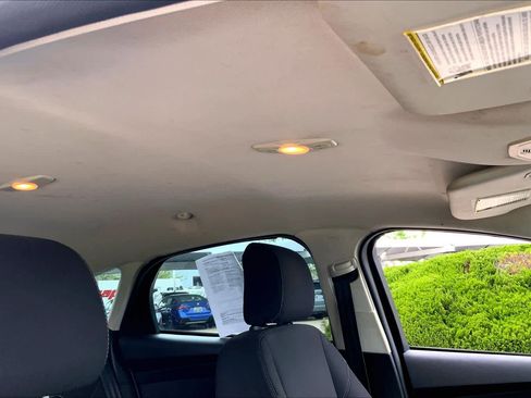 Used 2015 Ford Focus SE image 13