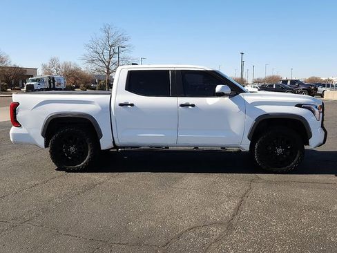 Used 2024 Toyota Tundra Limited w/ Power Package AWD/4WD image 5