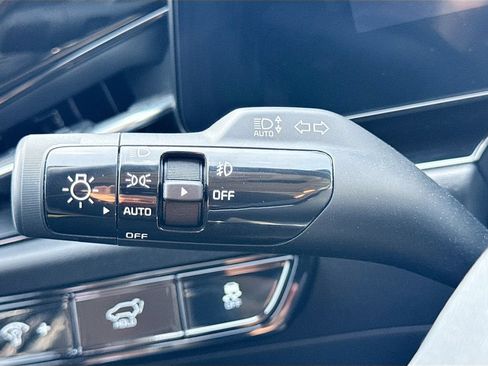 Used 2023 Kia Niro Wave FWD image 12