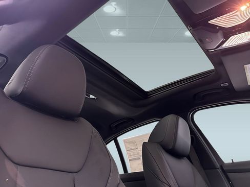 New 2026 BMW 330i Sedan w/ Premium Package image 24