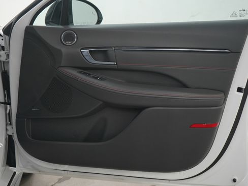 Used 2022 Hyundai Sonata N Line image 9
