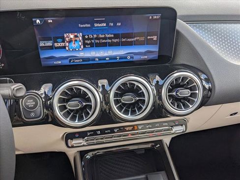 New 2026 Mercedes-Benz GLA 250 image 13