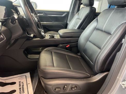 Used 2024 GMC Acadia Elevation w/ Black Edition AWD/4WD image 22