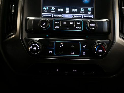 Used 2017 Chevrolet Silverado 1500 LT RWD image 26