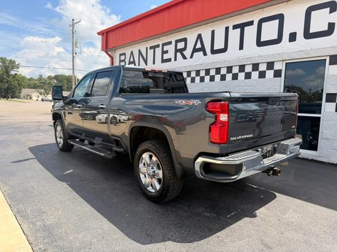 Used 2020 Chevrolet Silverado 2500 LTZ w/ Technology Package AWD/4WD image 3