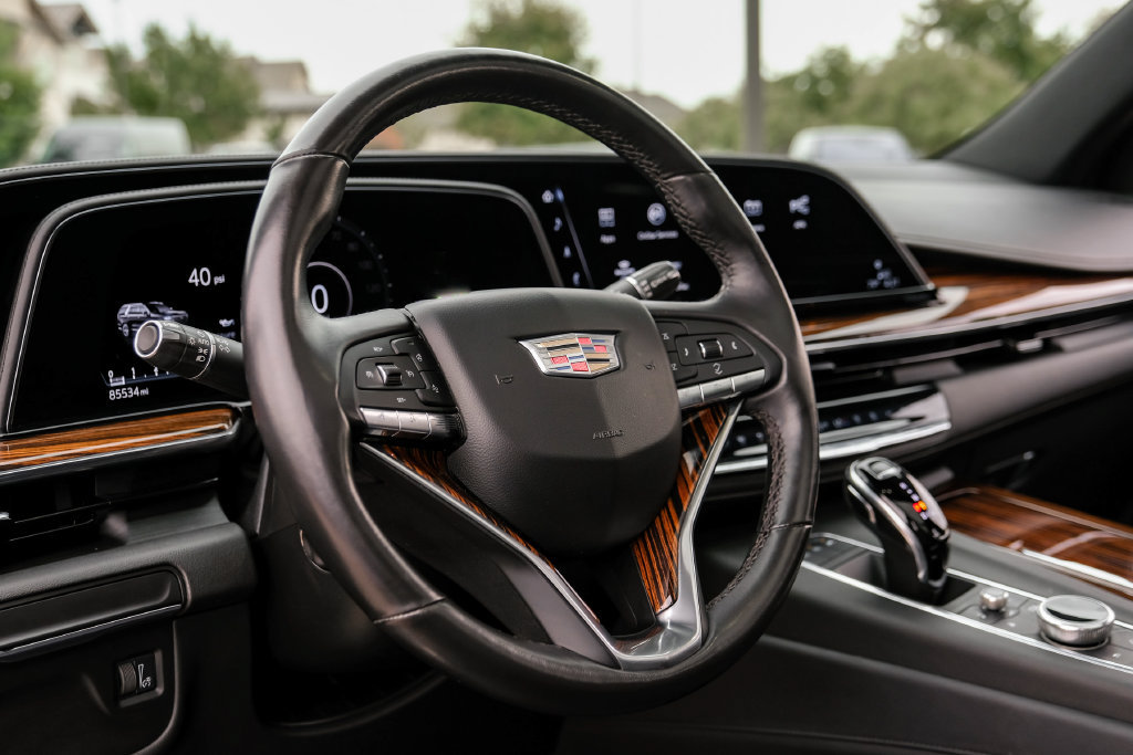 Used 2021 Cadillac Escalade ESV Premium Luxury RWD image 13