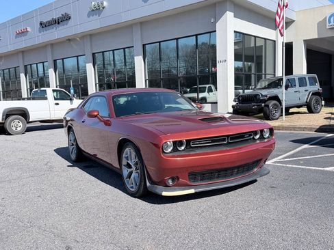 Used 2021 Dodge Challenger GT image 2