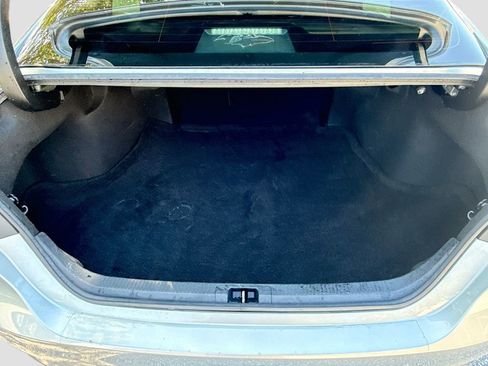 Used 2021 Toyota Camry LE image 26