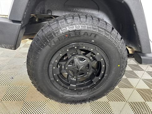 Used 2018 Jeep Wrangler Unlimited Sport S AWD/4WD image 29