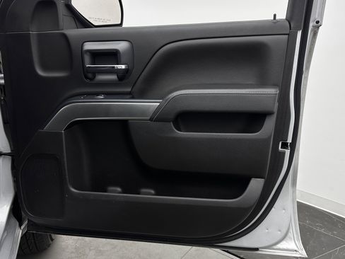 Used 2018 Chevrolet Silverado 1500 LT RWD image 29