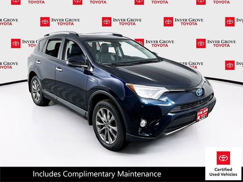 Certified 2017 Toyota RAV4 Limited w/ Advanced Technology Package image 3