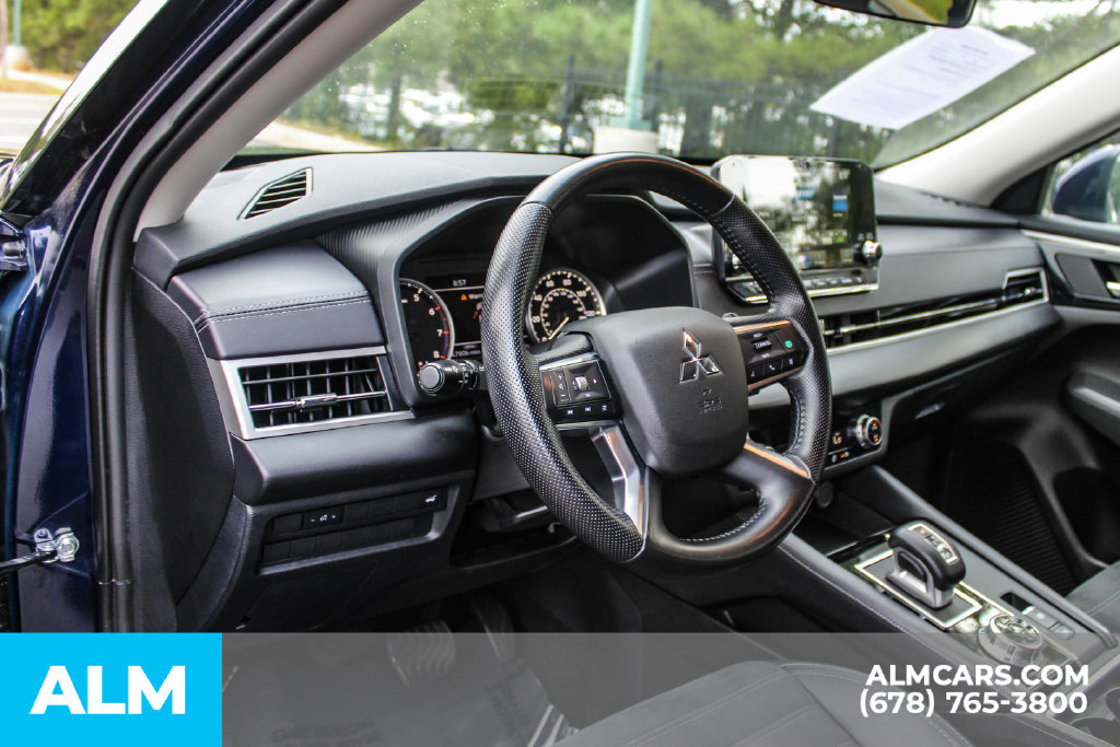 Used 2024 Mitsubishi Outlander SE FWD image 20